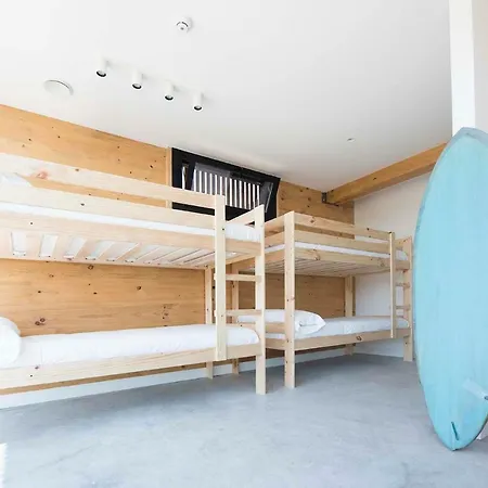 Moana Eco Surf House *