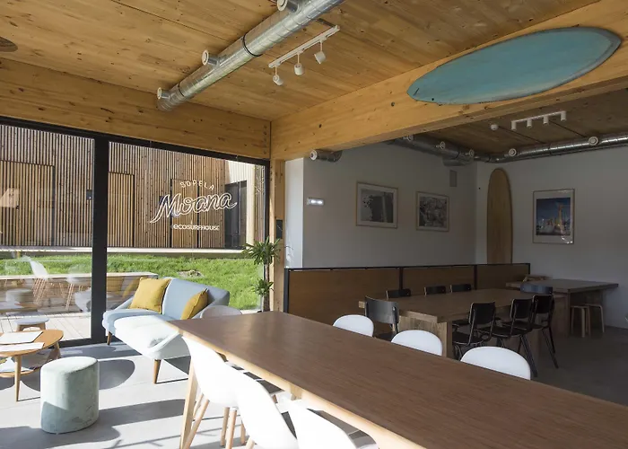 Moana Eco Surf House