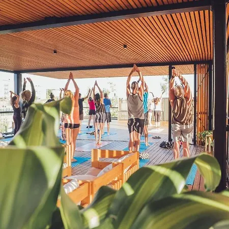 Moana Eco Surf House Hostel *