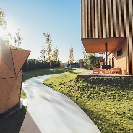 Moana Eco Surf House * Sopelana