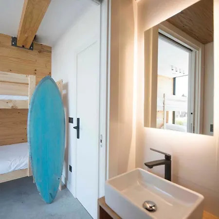 Moana Eco Surf House *