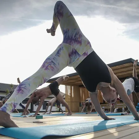 Moana Eco Surf House