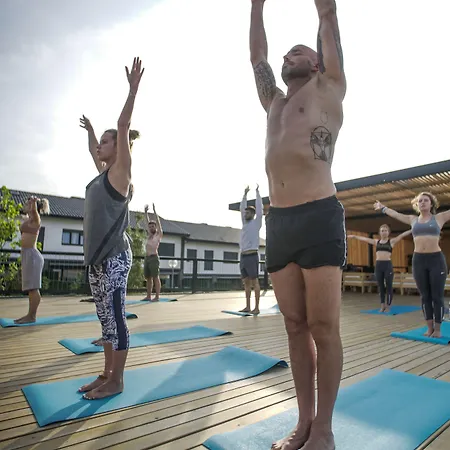 Moana Eco Surf House Hostel *