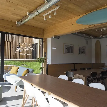 Moana Eco Surf House