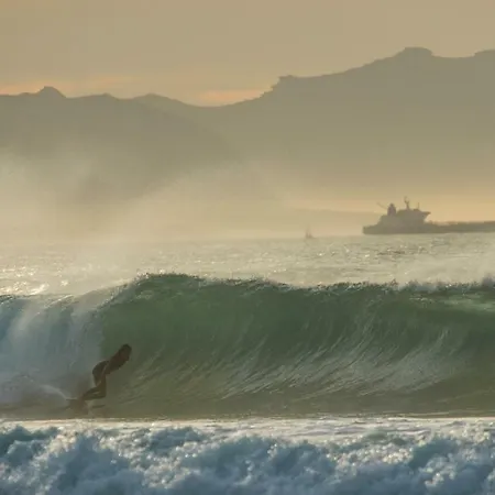 Moana Eco Surf House *