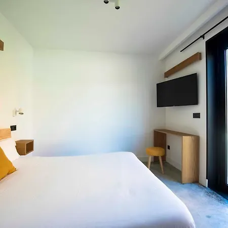 Moana Eco Surf House * Sopelana