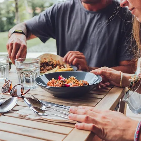 Moana Eco Surf House 索佩拉纳