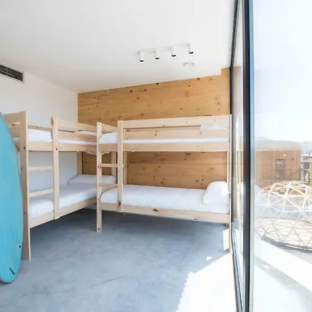 Moana Eco Surf House Сопелана